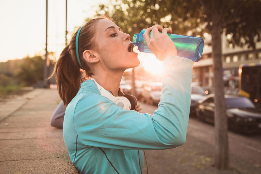 Set a Water Intake Goal - GetGoodLifeHacks